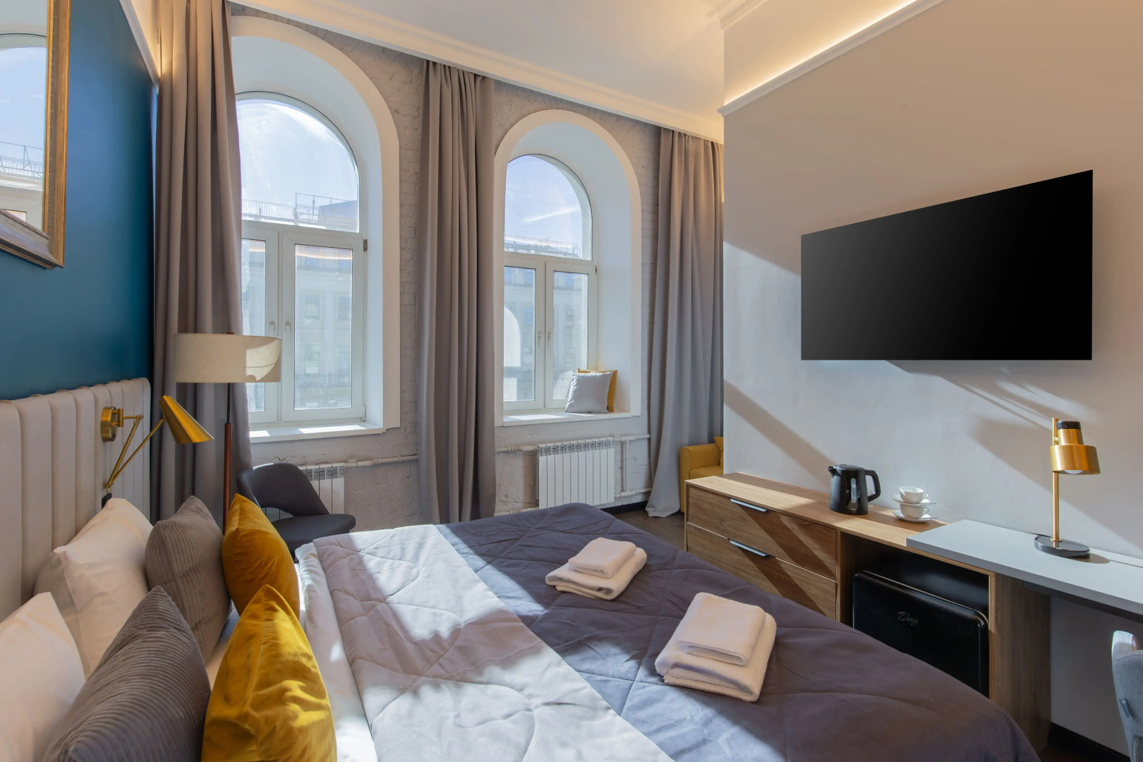 Отель Лопатин Невский 100