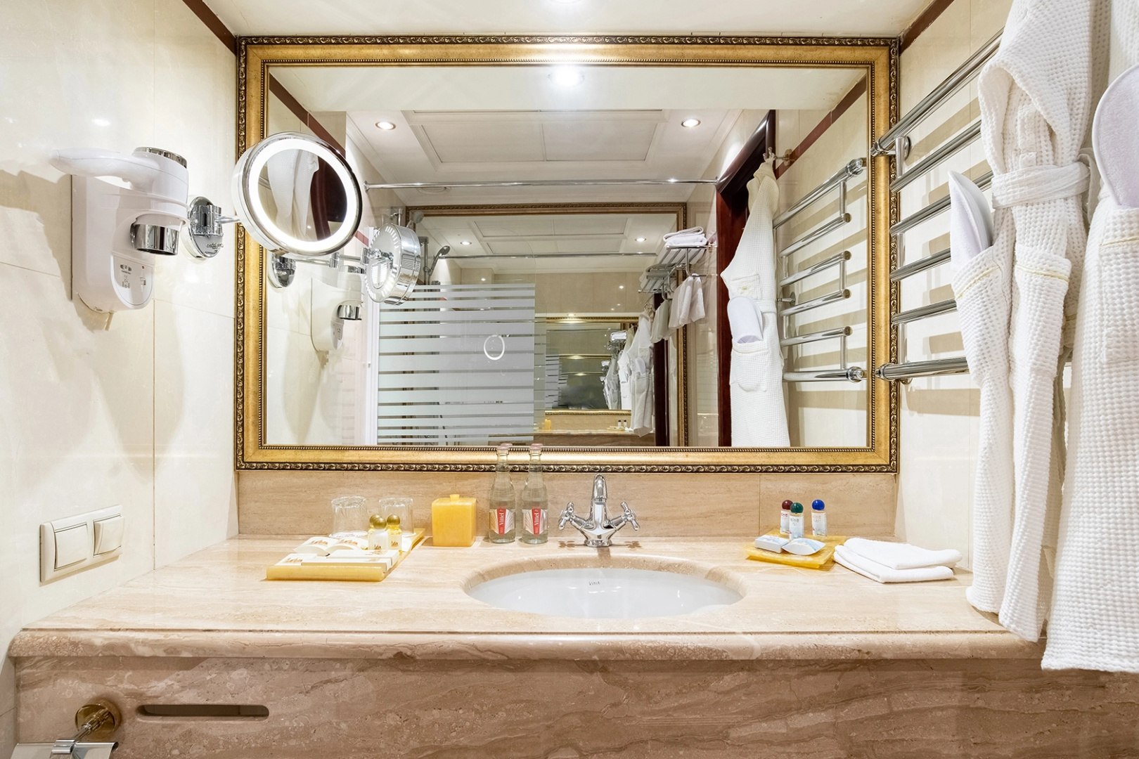 Отель Golden Rooms Moscow