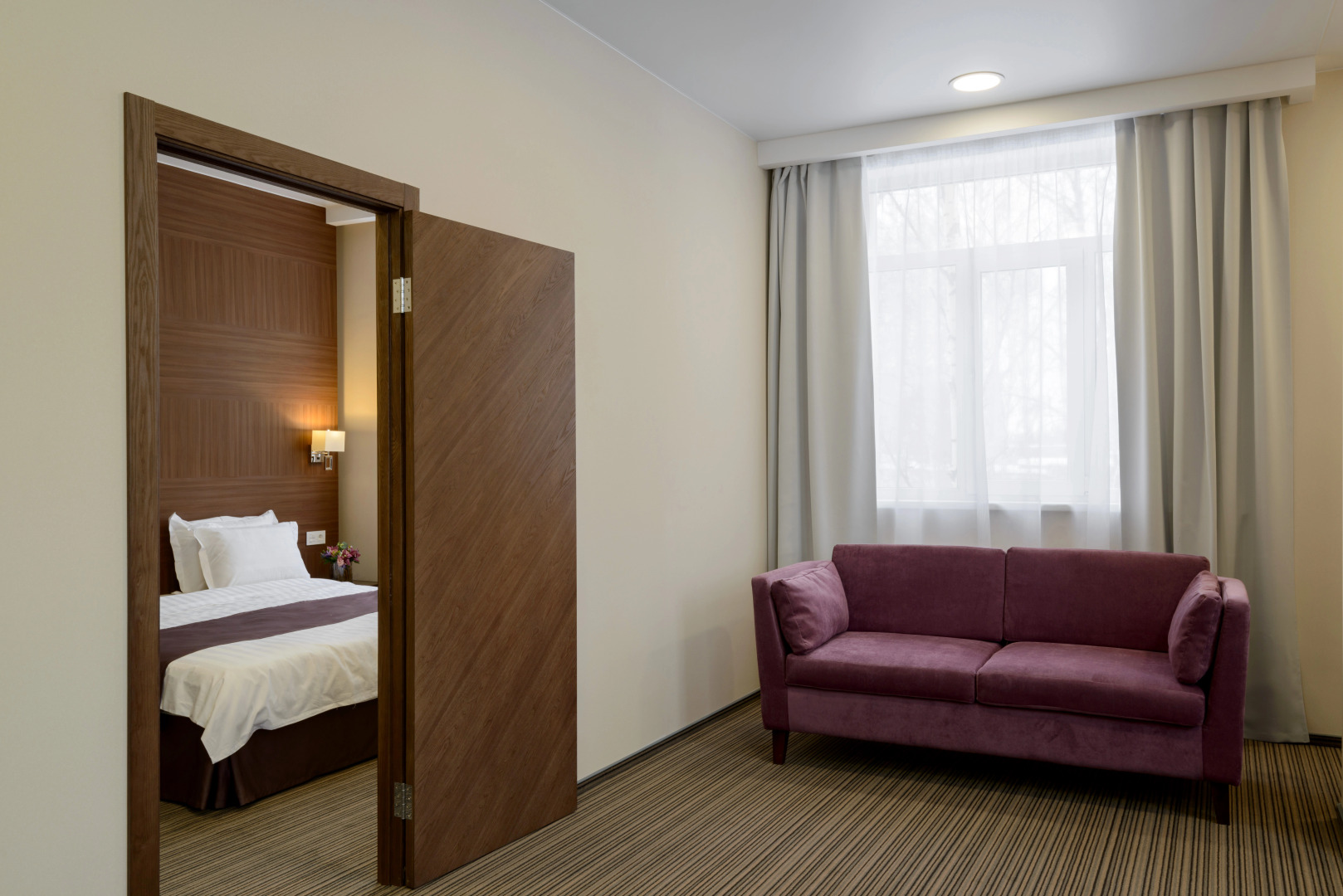 Отель PARK WOOD HOTEL