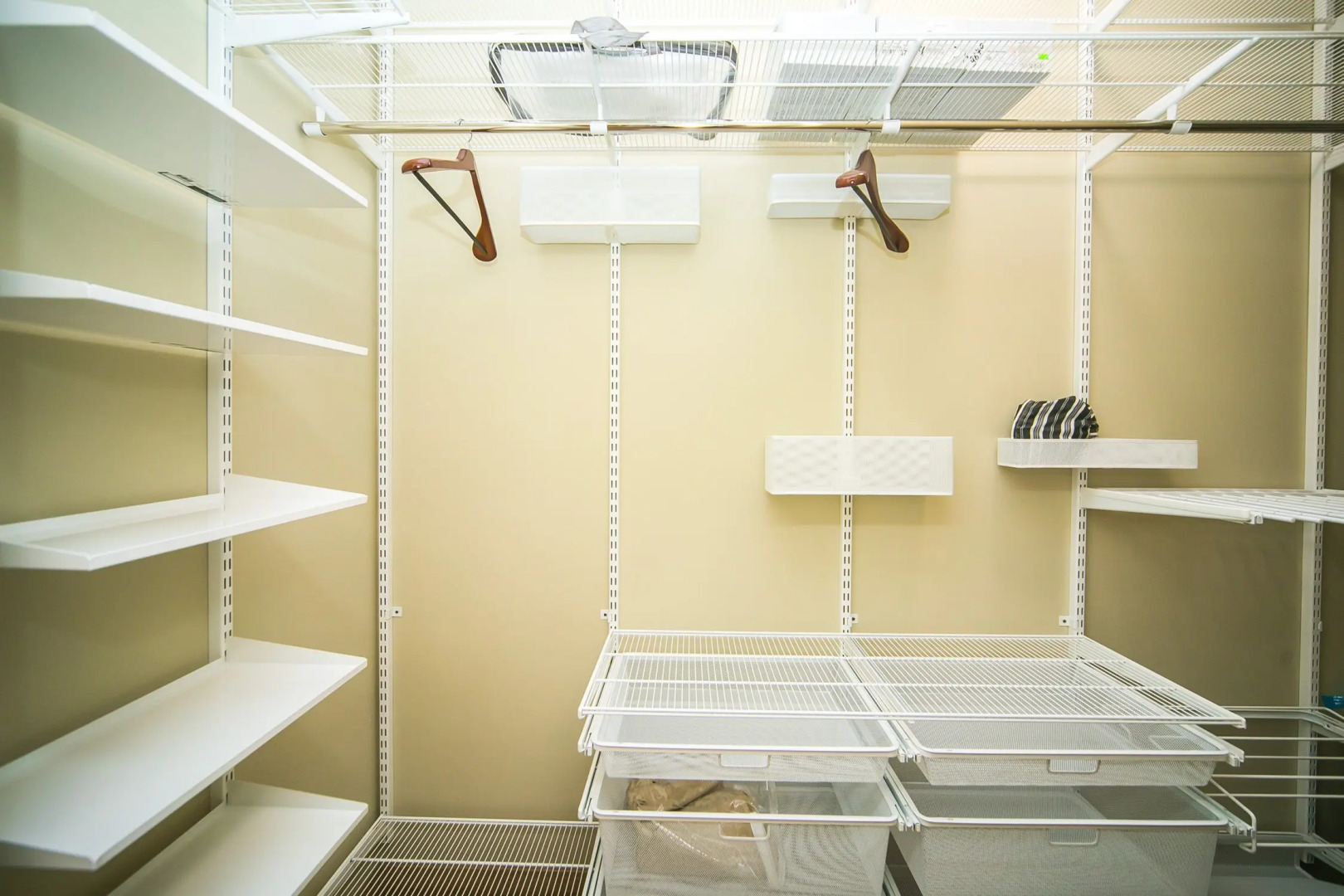 Апартаменты Макаенка 12А пентхаус 25 этаж