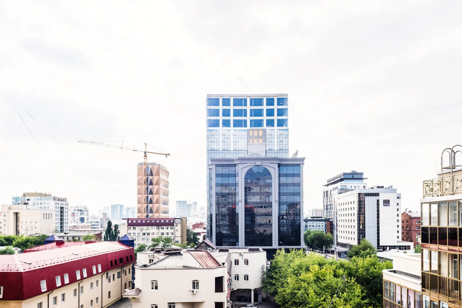 Апартаменты ApartHause 10 минут до БЦ Высоцкий