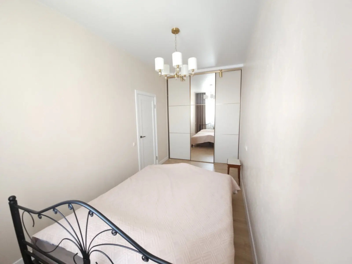 Квартира ЖК Лазурит Трехкомнатная