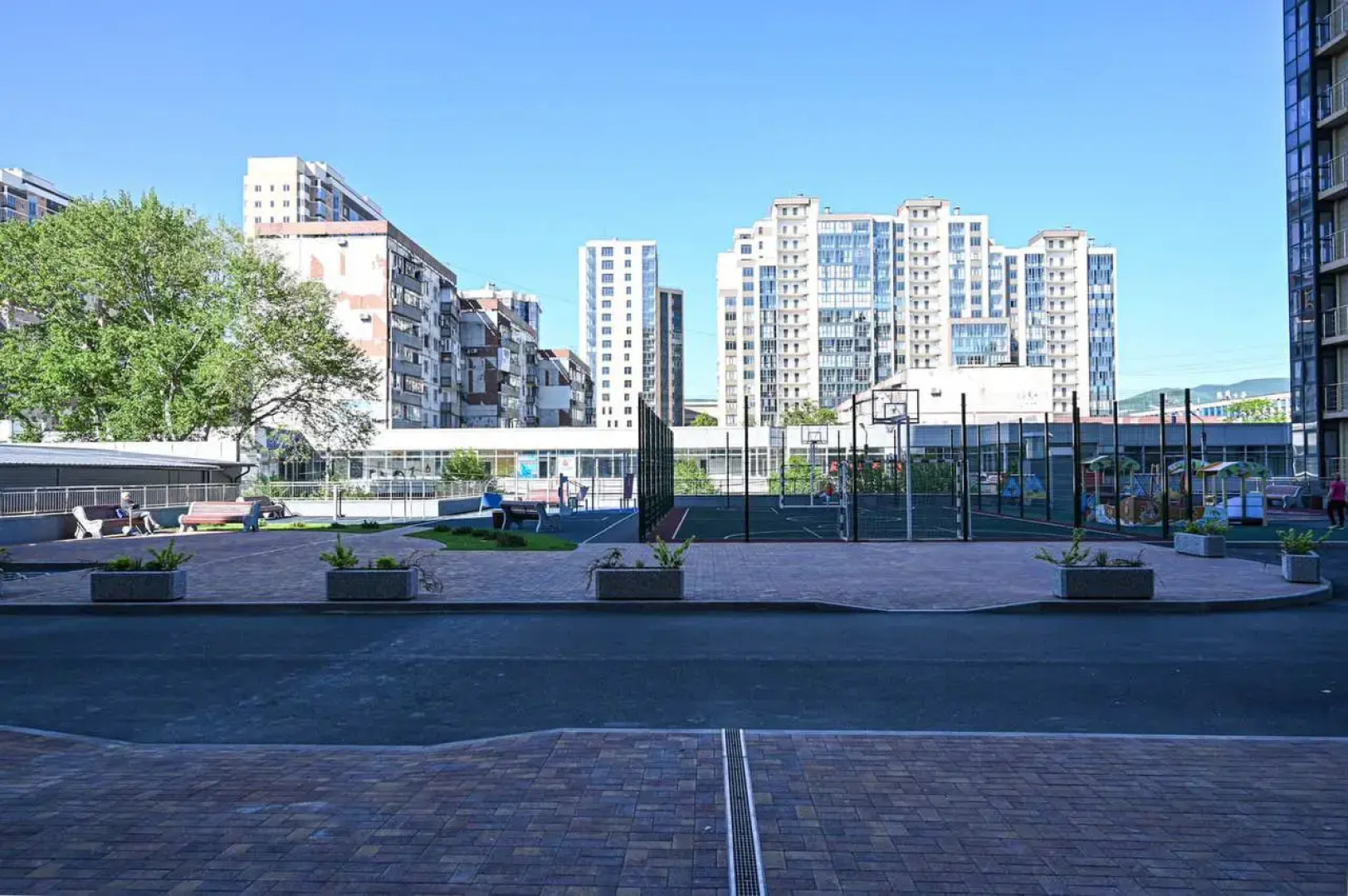 Апартаменты Энгельса 93