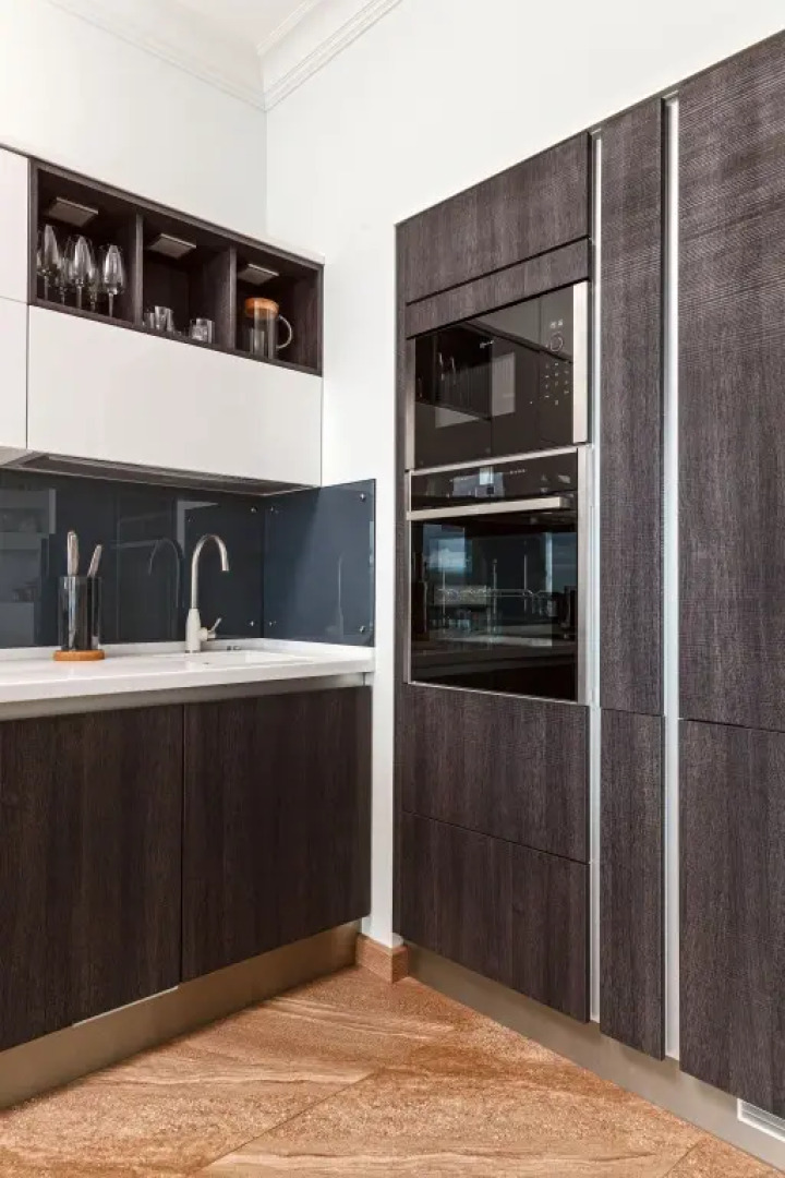 Romantic apart on 71 floor