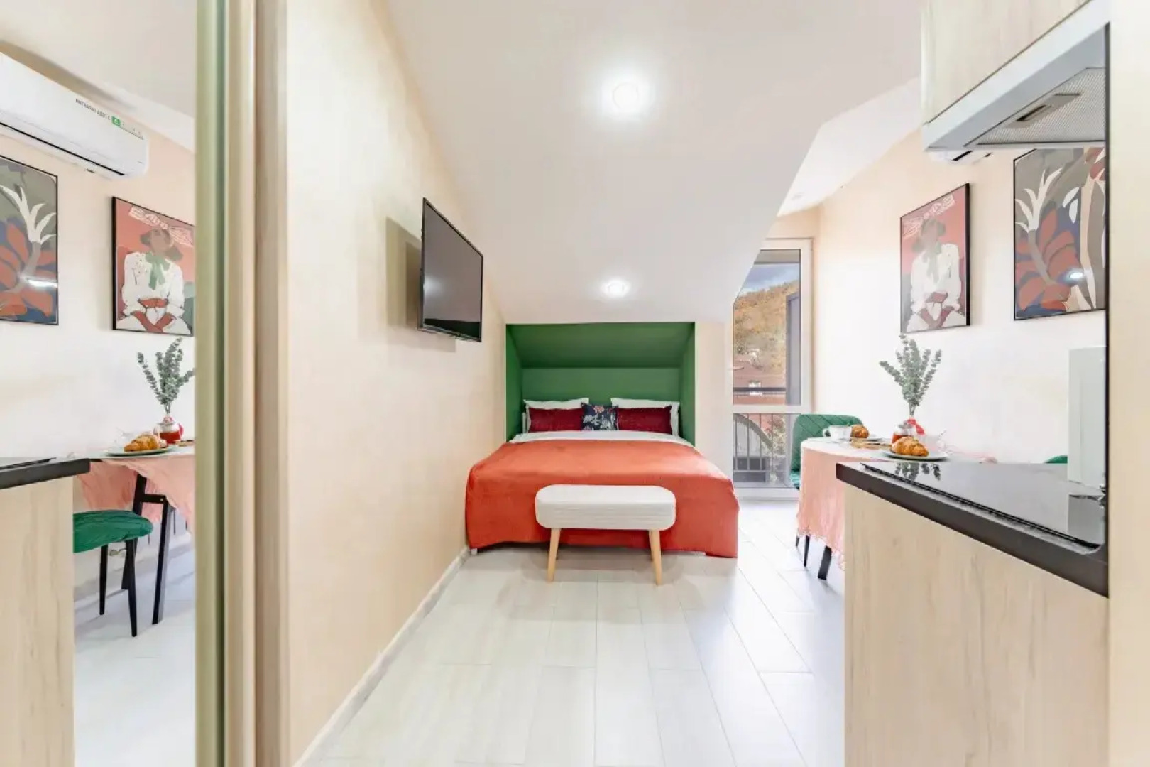 Апартаменты Мини Студия с бассейном