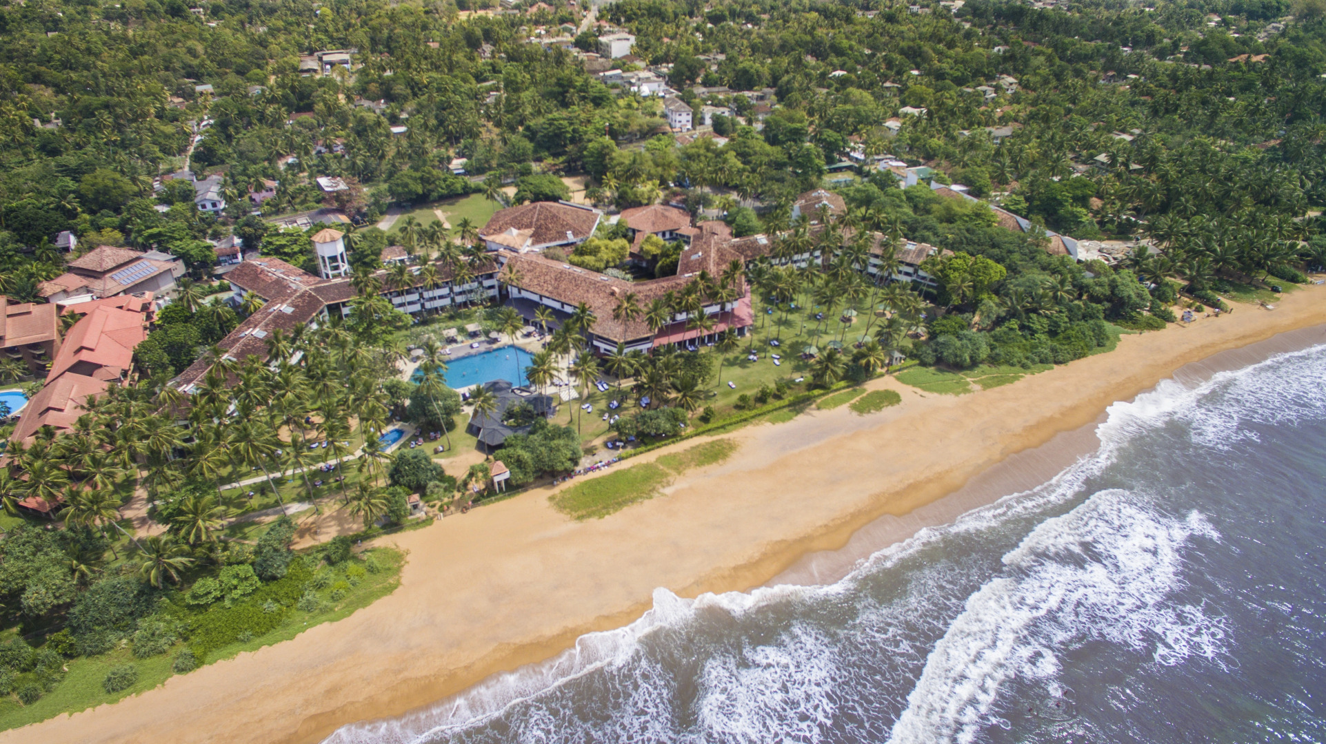 Отель Tangerine Beach