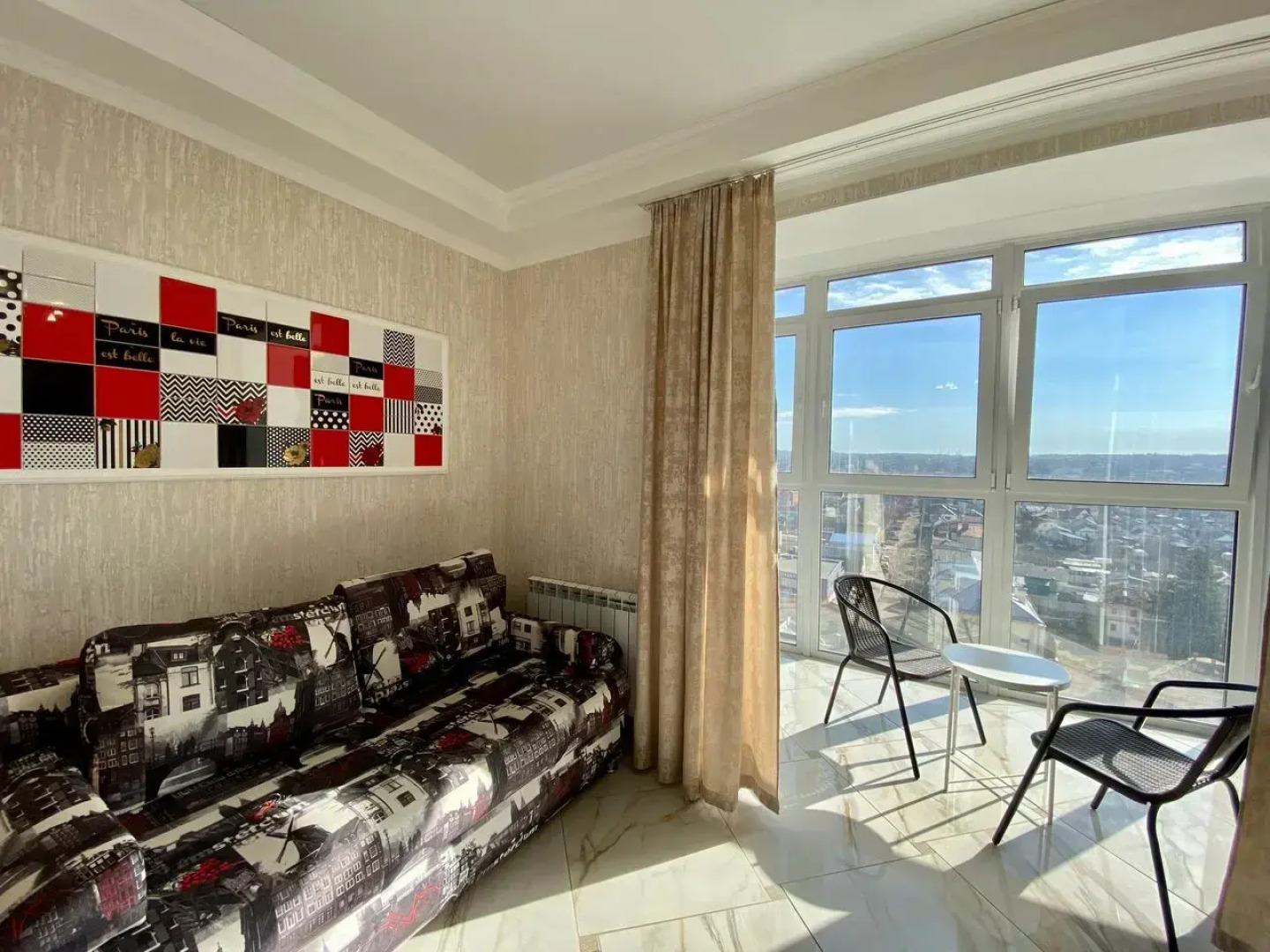 Апартаменты Вега на площади Поликарпова