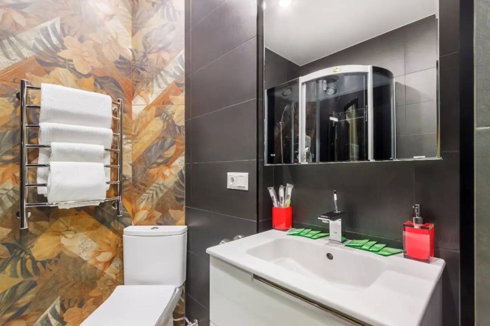 Апартаменты Дом у Дона Двухкомнатные с видом на Дон (14 этаж)