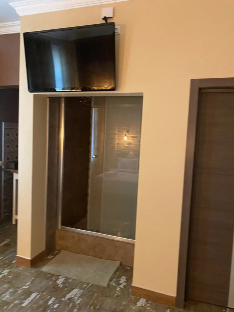 Апартаменты на Средней 13