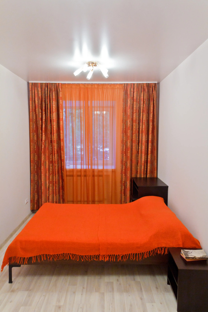 Апартаменты АЛЛиС-ХОЛЛ Малышева 73а