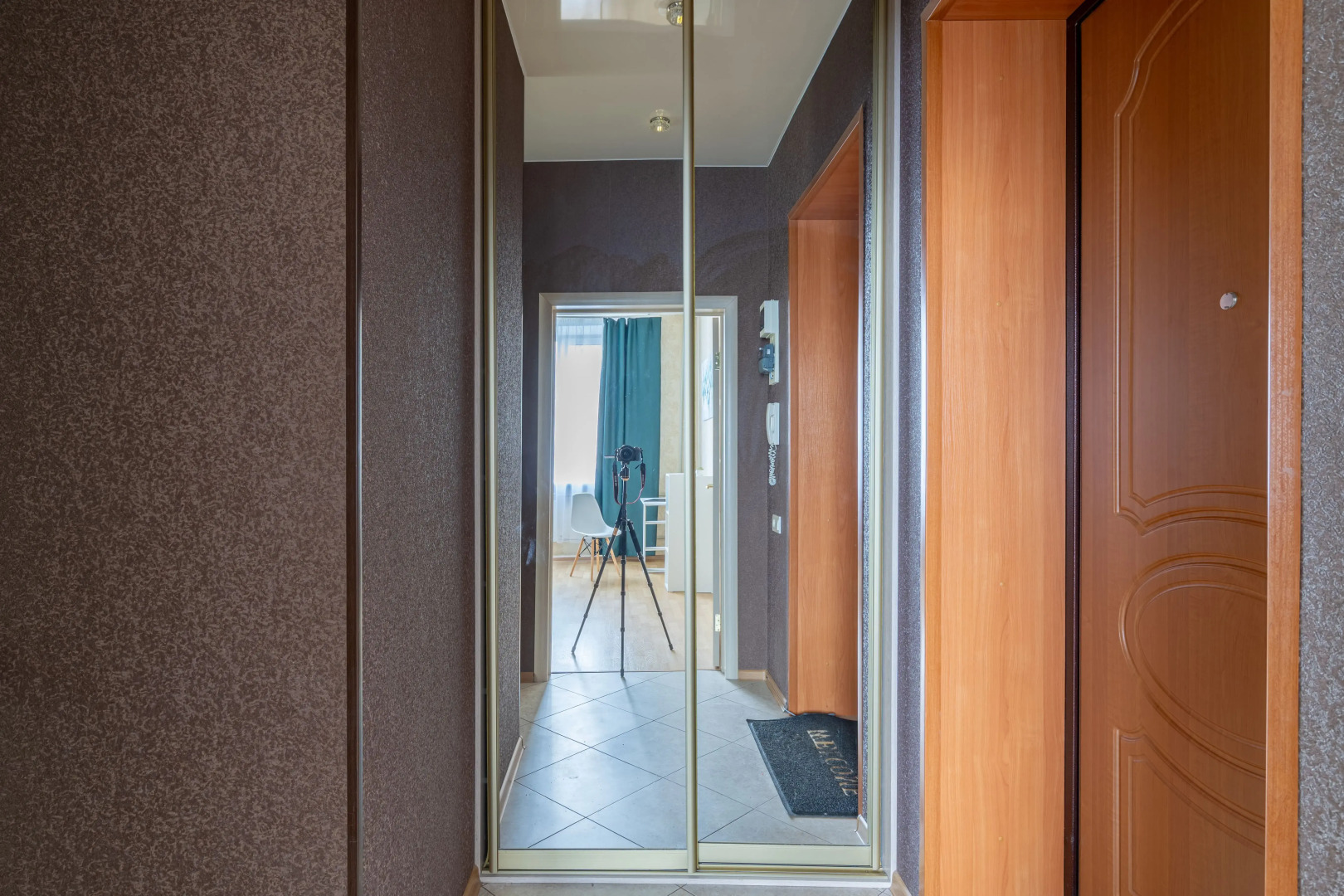 Квартира двухкомнатная Stepanenkov в центре на Маслякова 9