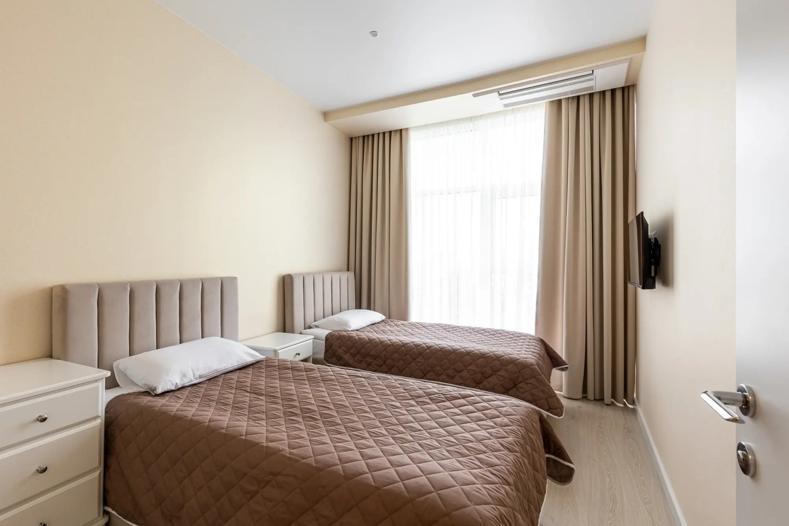 Апартаменты Барселона-Парк 8