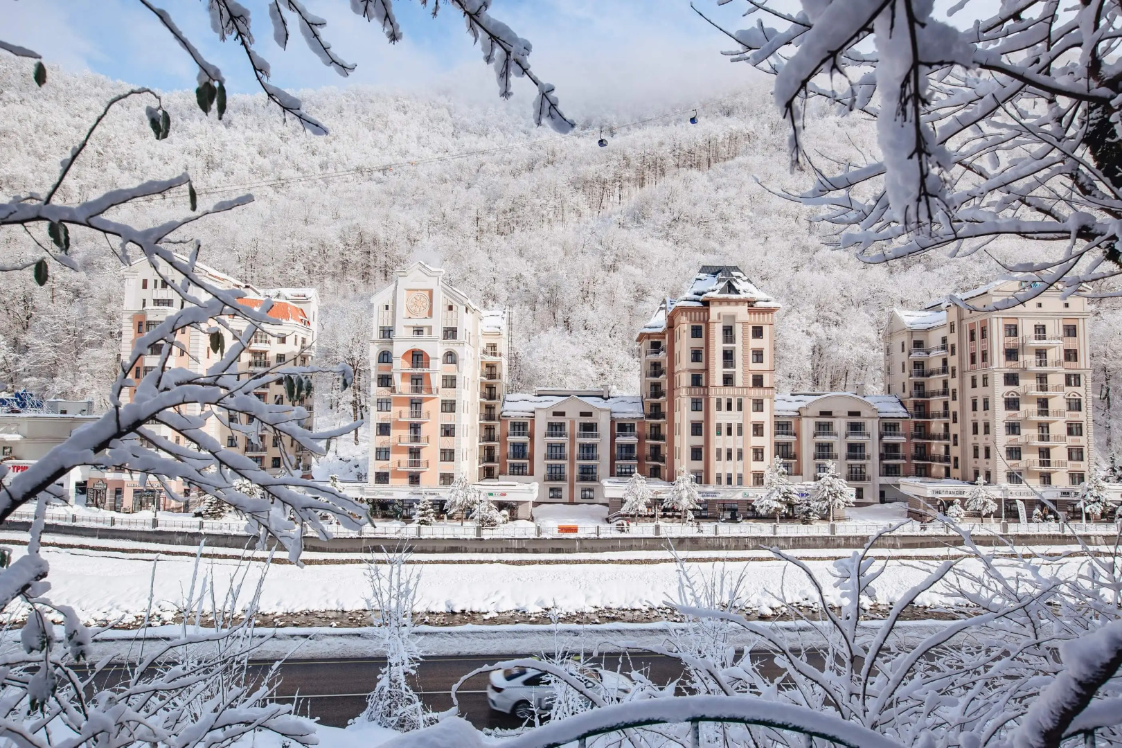 Отель Форт Эврика