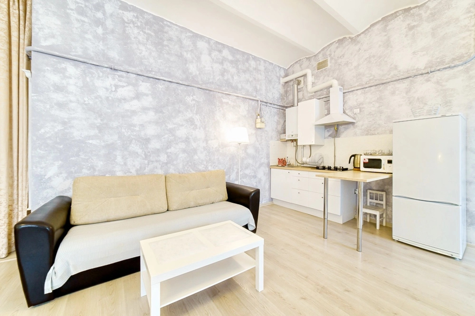 Апартаменты Сутки-Дом - Personnage