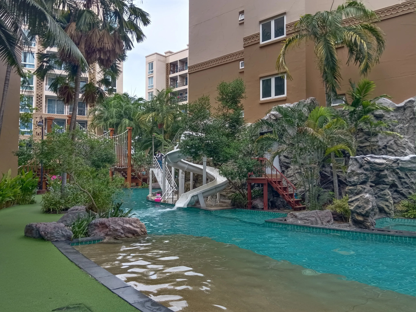 Апартаменты Atlantis Condo Resort Pattaya