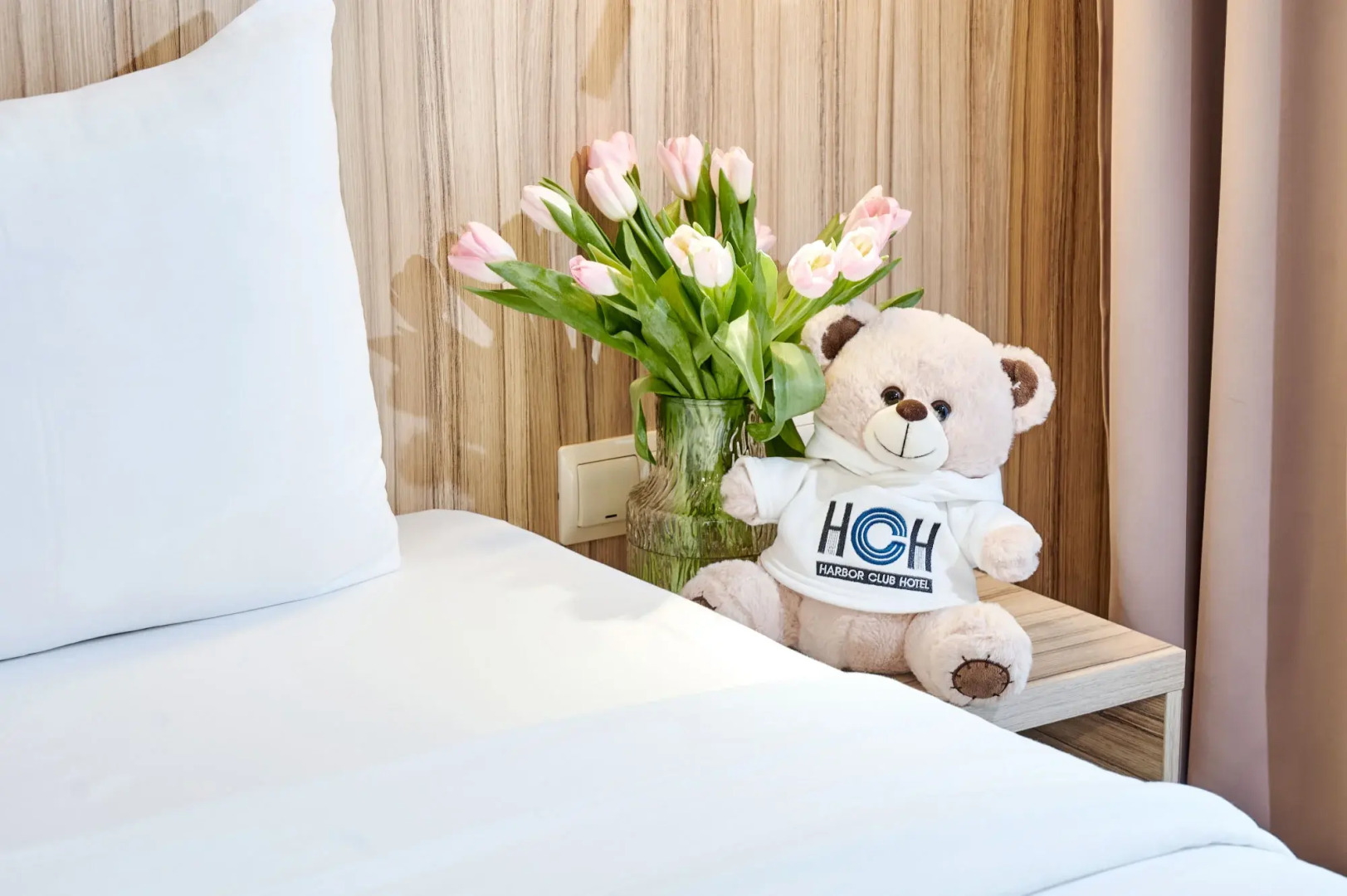 Отель Harbor Club