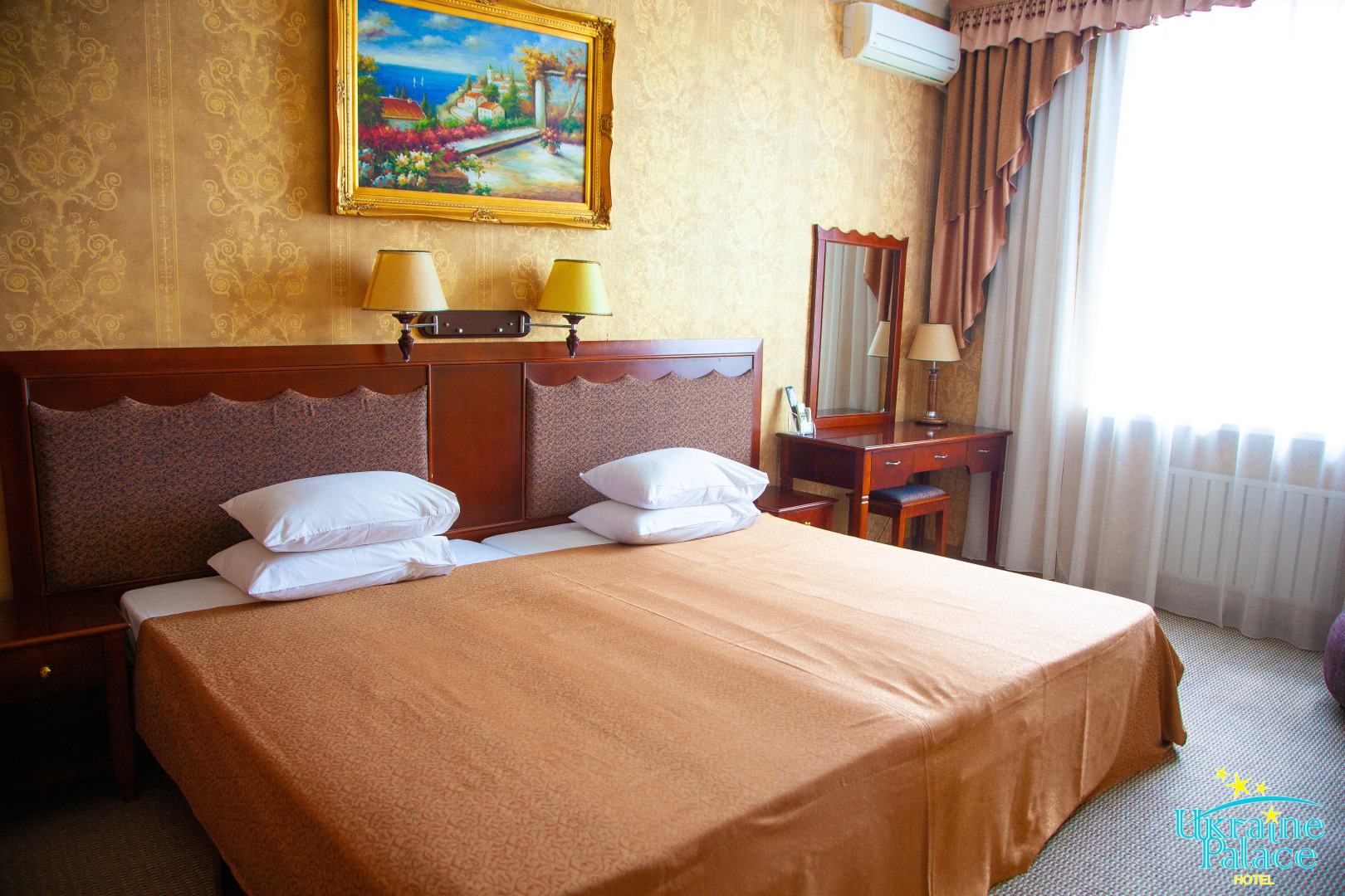 Отель Палас