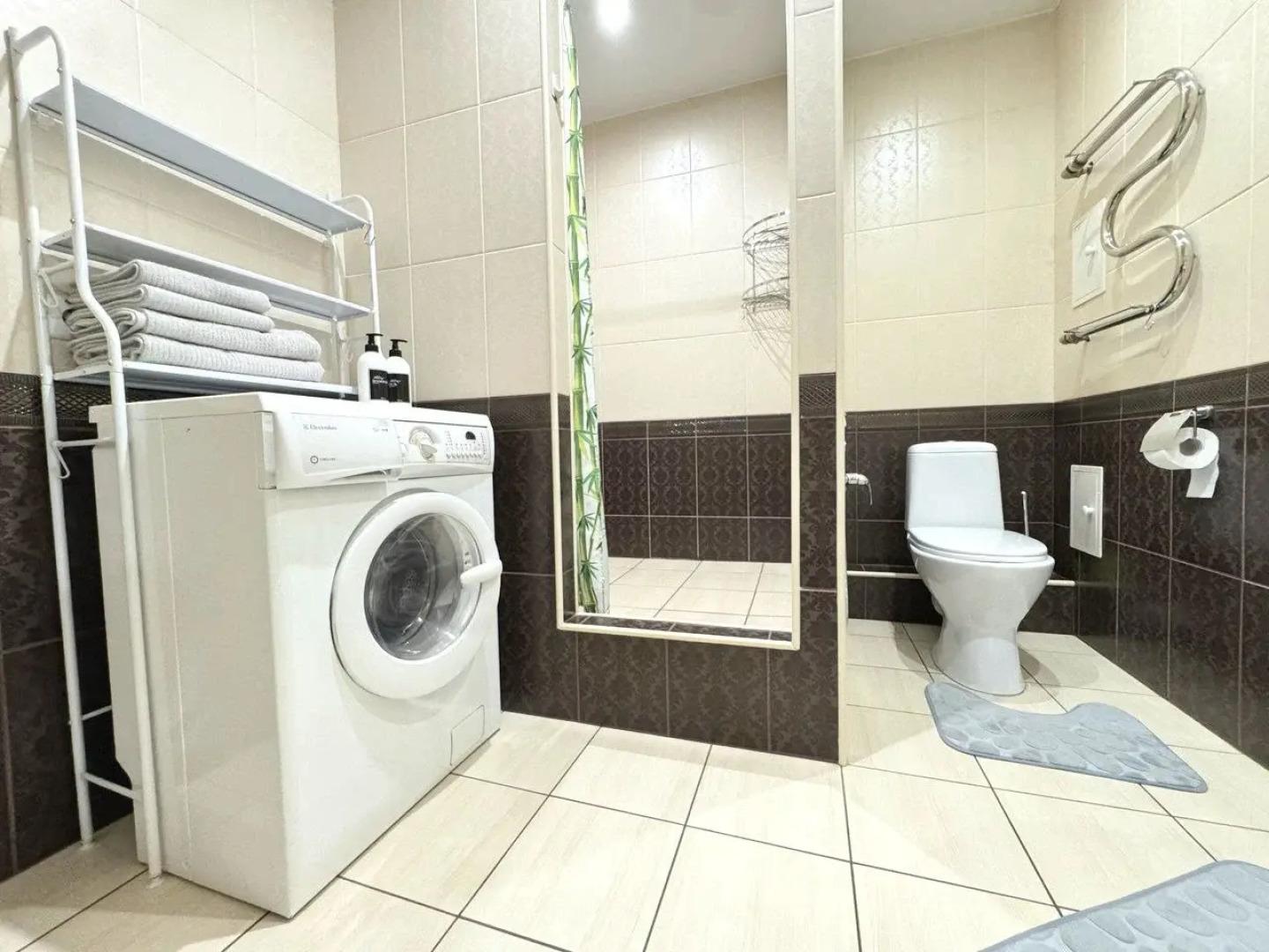 Квартира двухкомнатная на Притомском в новом ЖК рядом с Кадетским училищем