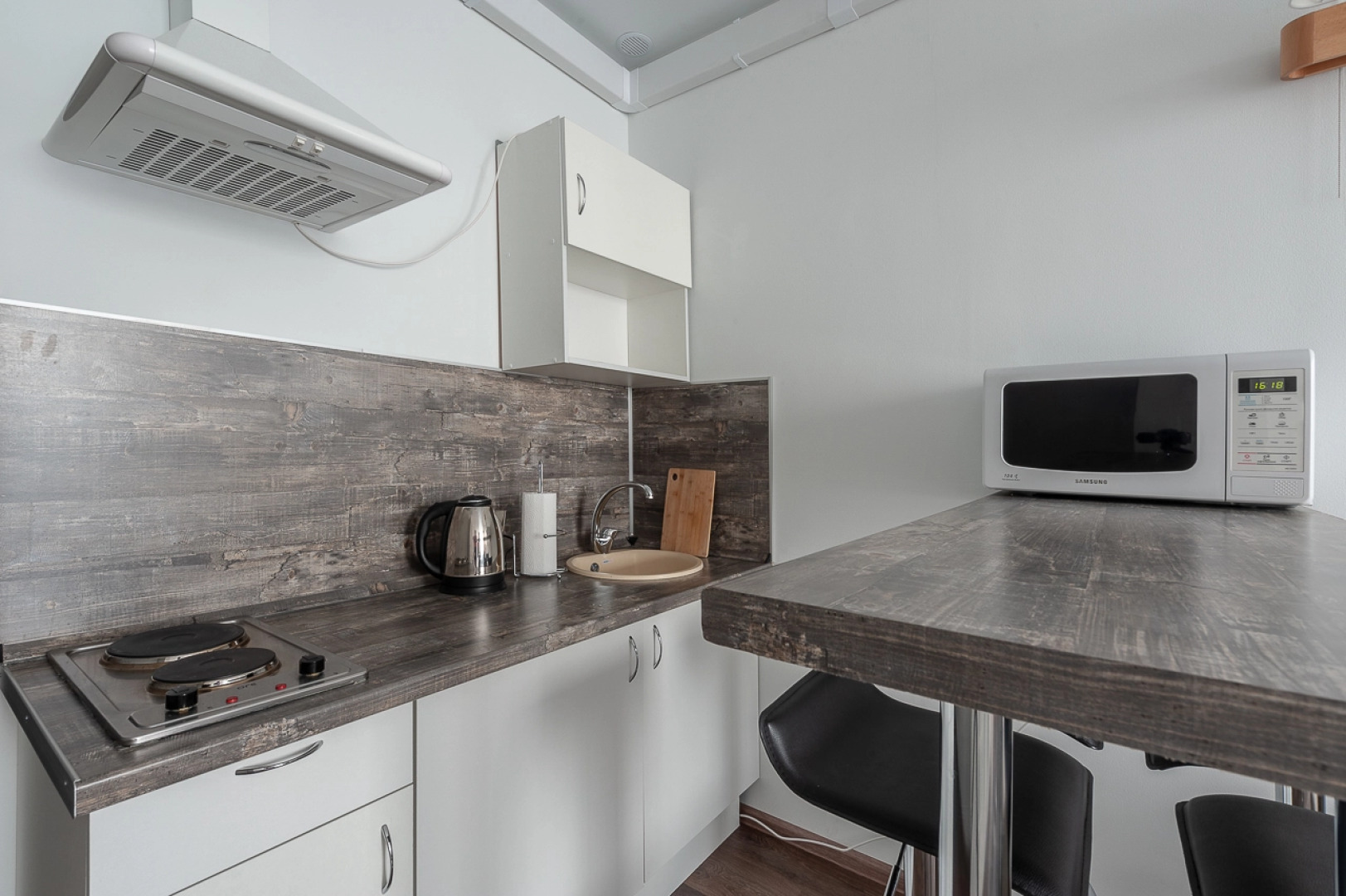 Апартаменты ApartHause с живописным видом на центр Екатеринбурга