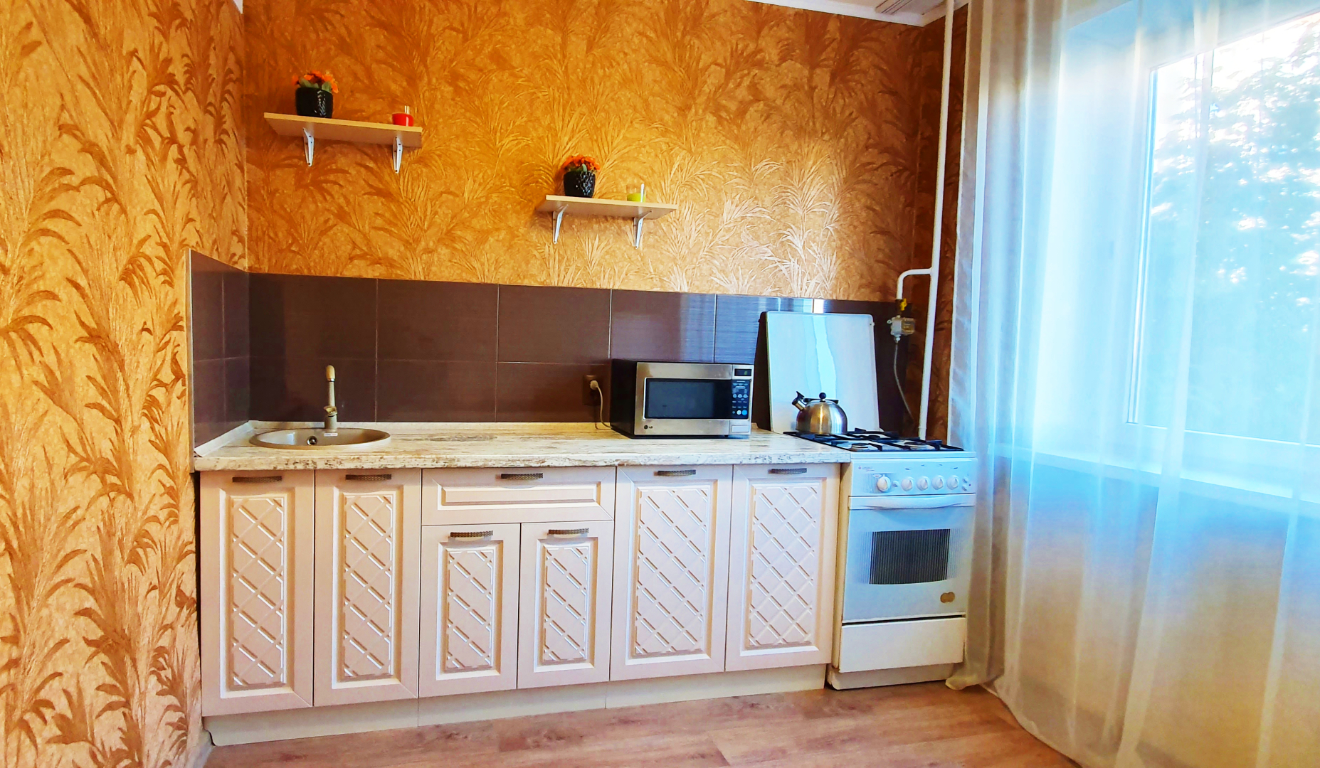 Апартаменты Бизнес класс Саратовское шоссе 93/1