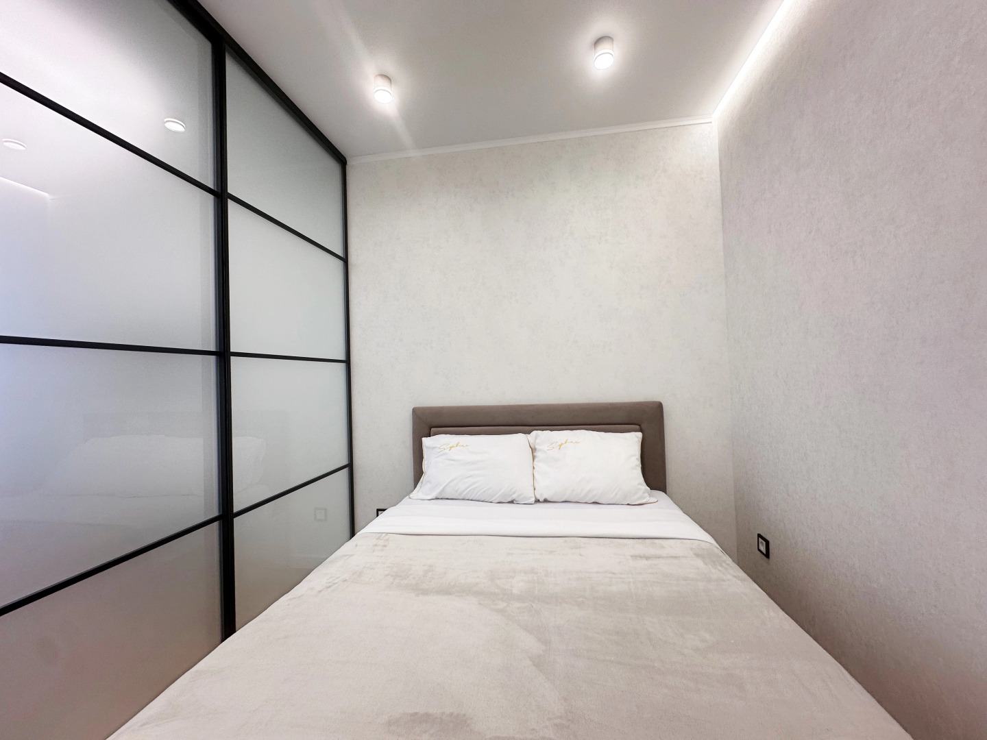 Апартаменты 1-к около ТЦ Парк Хаус