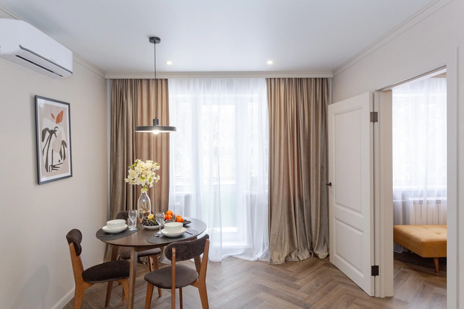 Квартира Роскошная двухкомнатная квартира комфорт-плюс в Академгородке