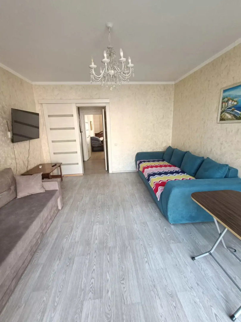 Квартира Двухкомнатная возле СК Янтарный