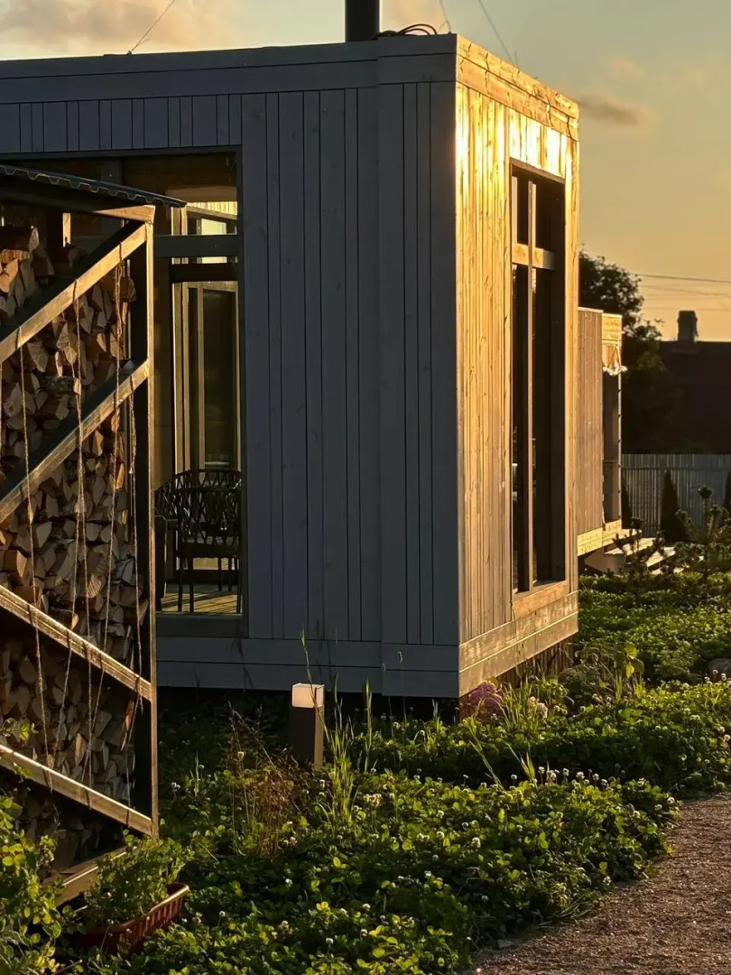 Отель Klever Village