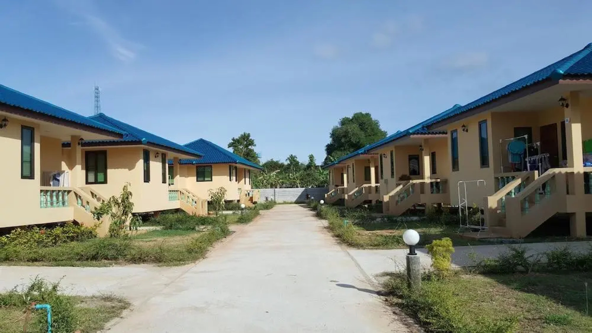 Вилла M-Village