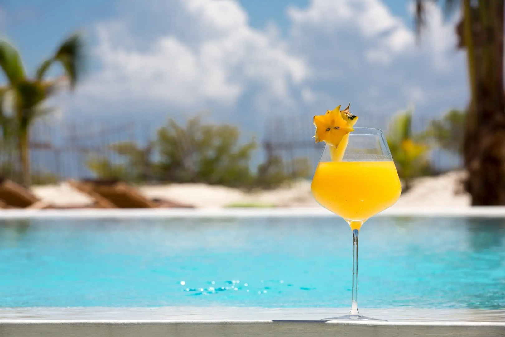 Курортный отель Mwezi Boutique Resort