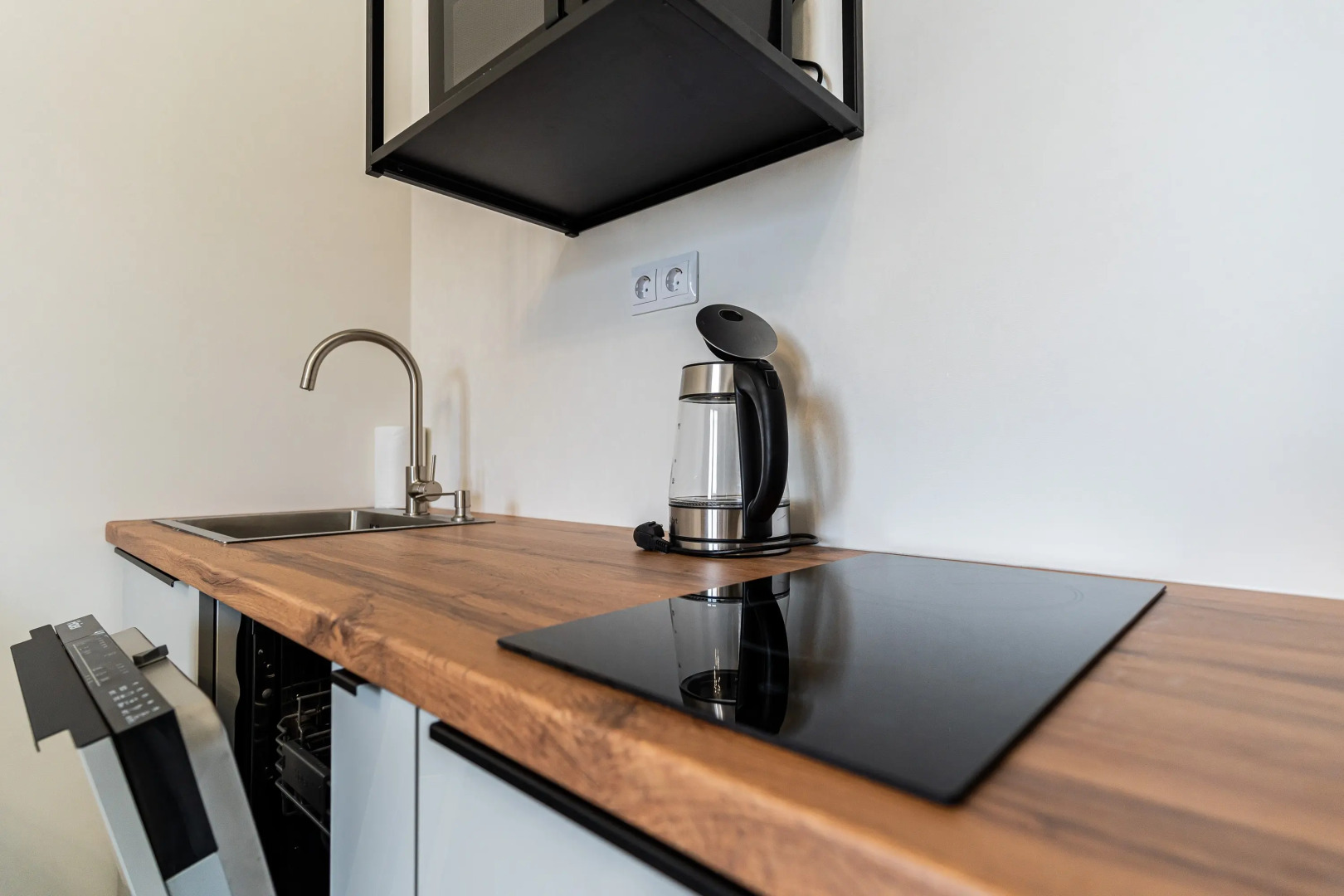 Апартаменты на Мысхакском шоссе с панорамным видом 3