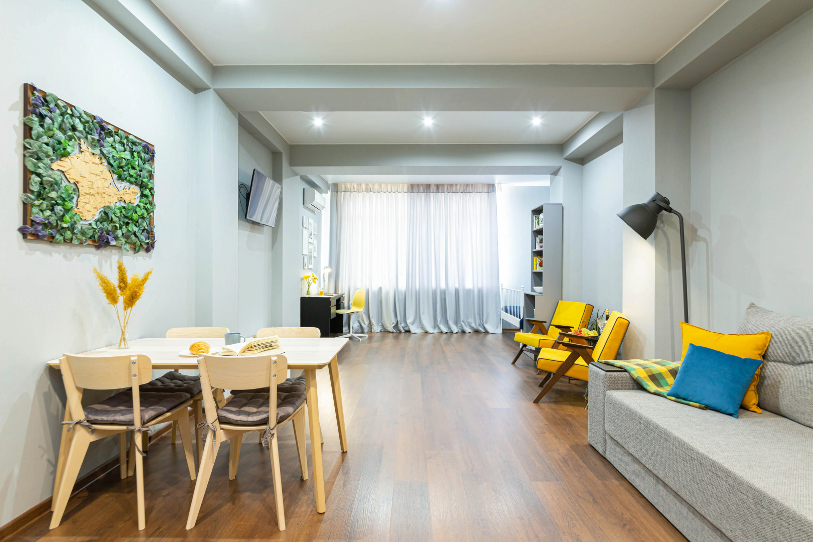 Апартаменты на набережной Севастополя