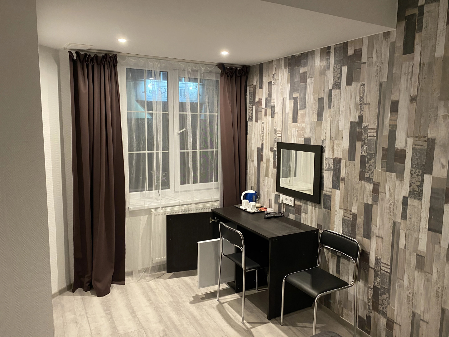 Отель Анхальт