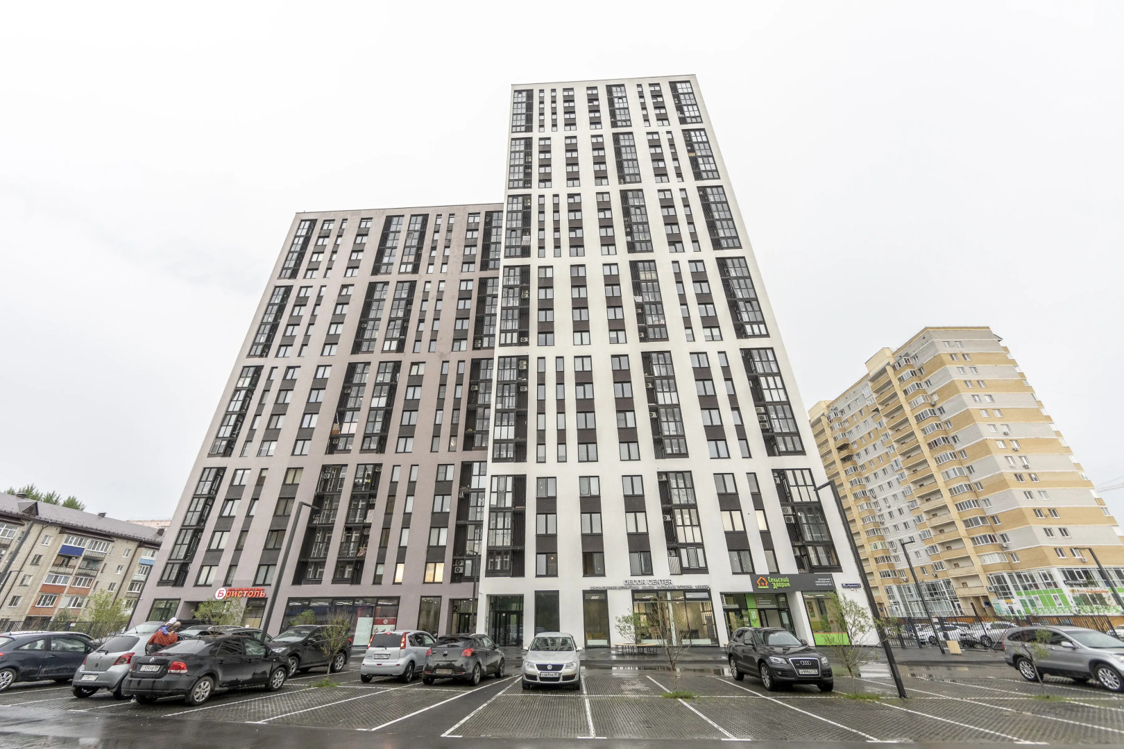 Апартаменты на Муравленко напротив Аквапарка ВыДома