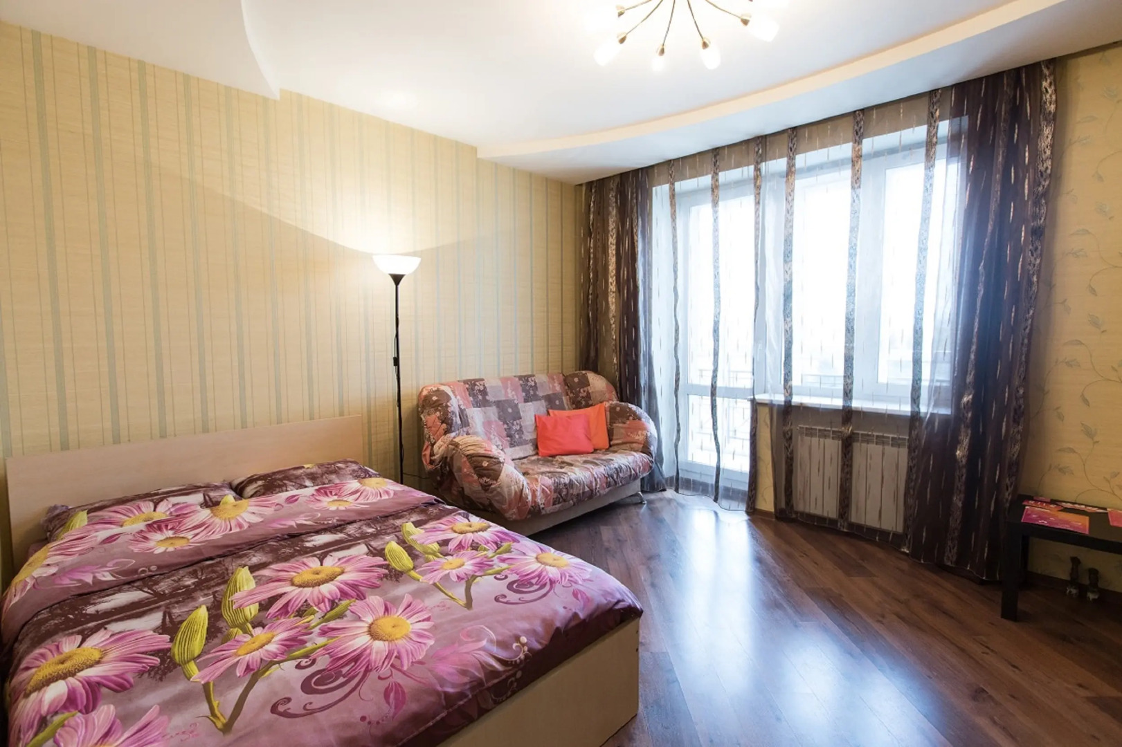 Апартаменты 9 Ночей на Карла Маркса 34