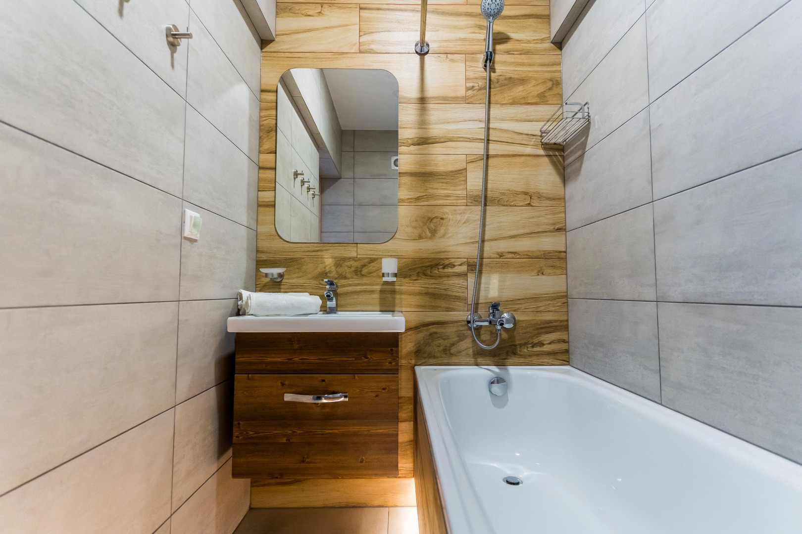 Апартаменты Просторные С Панорамным Балконом От LetoApart