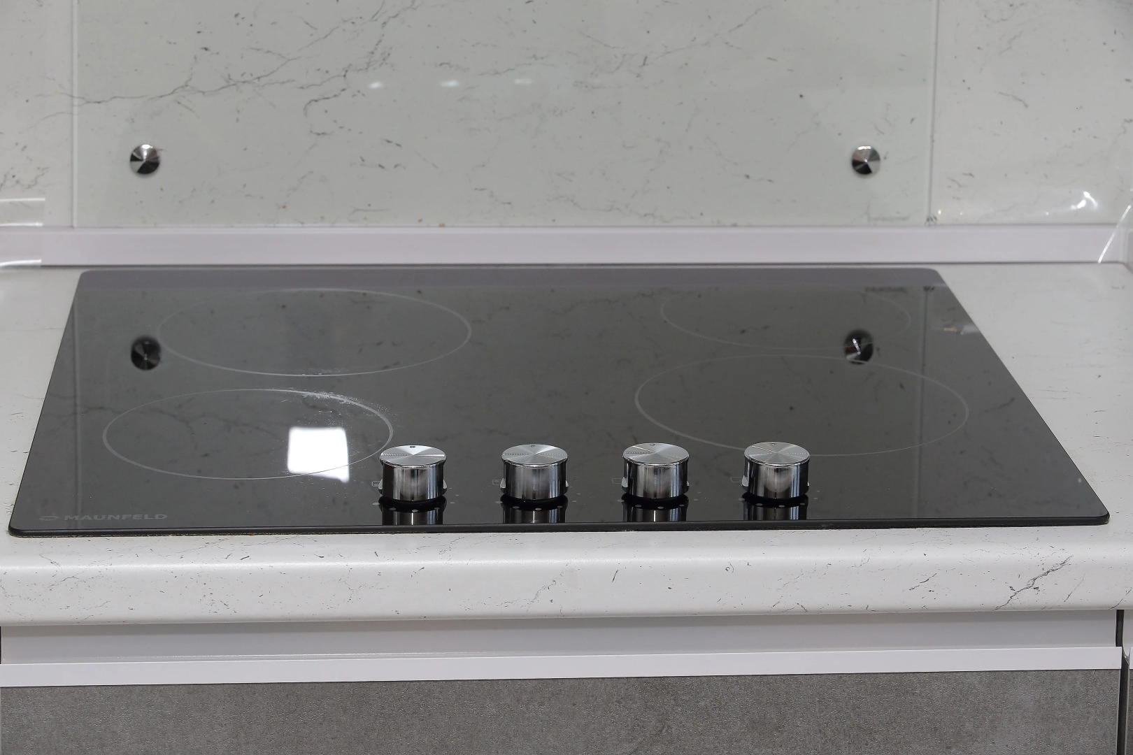 Квартира Новый дом! У метро ст. Заречная! 6 км до центра