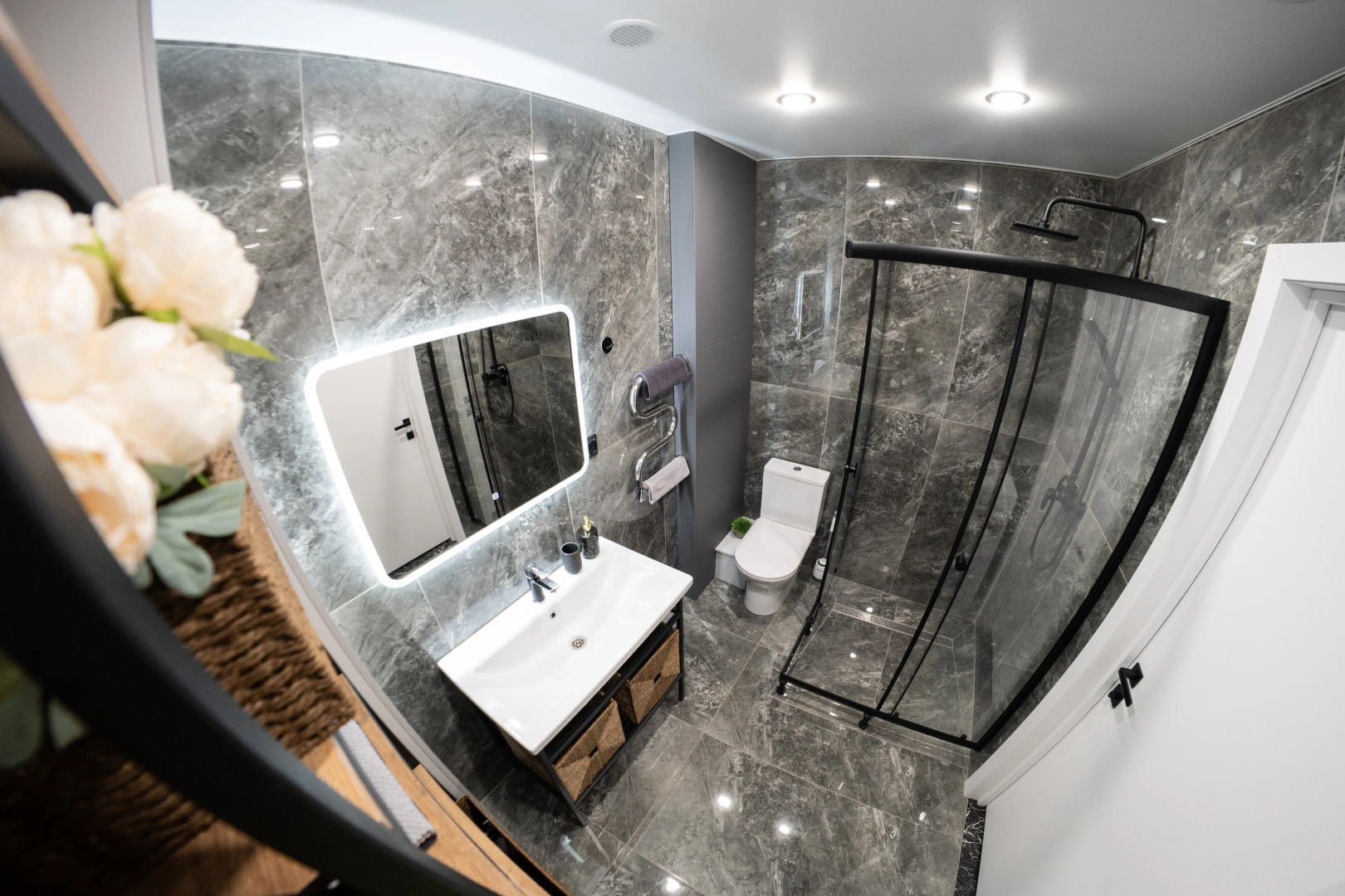 Апартаменты на Пархоменко 151/1