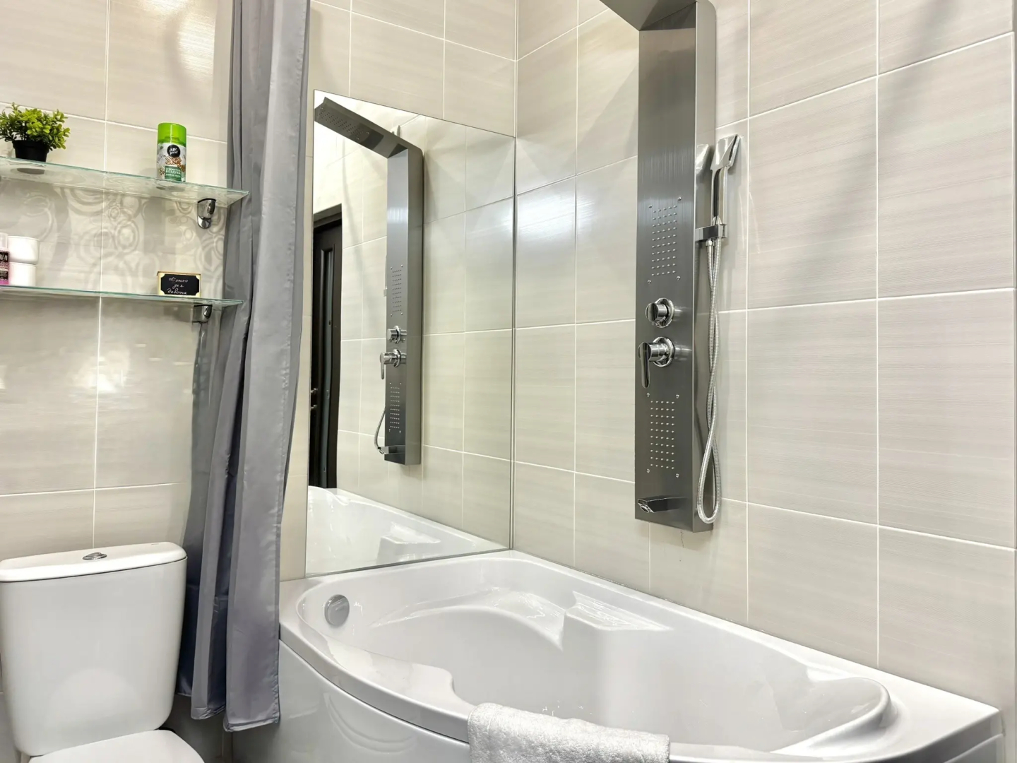 Трехкомнатные апартаменты Pro.apartment на Донского