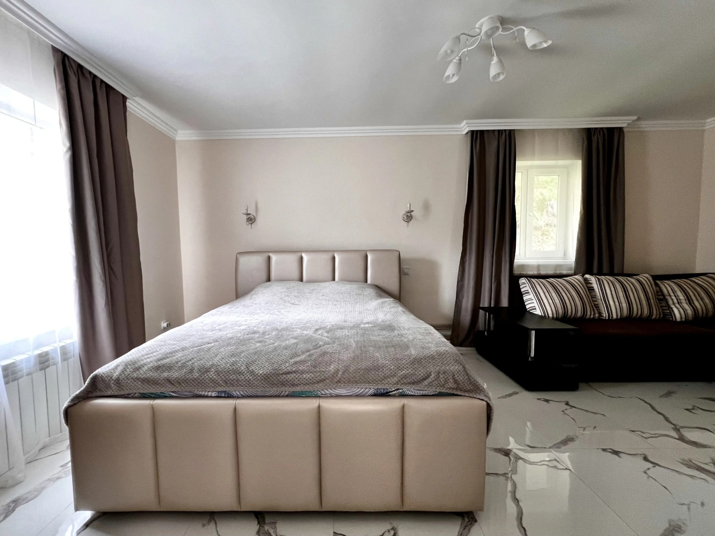 Гостевой дом Загородный коттедж на берегу собственного озера