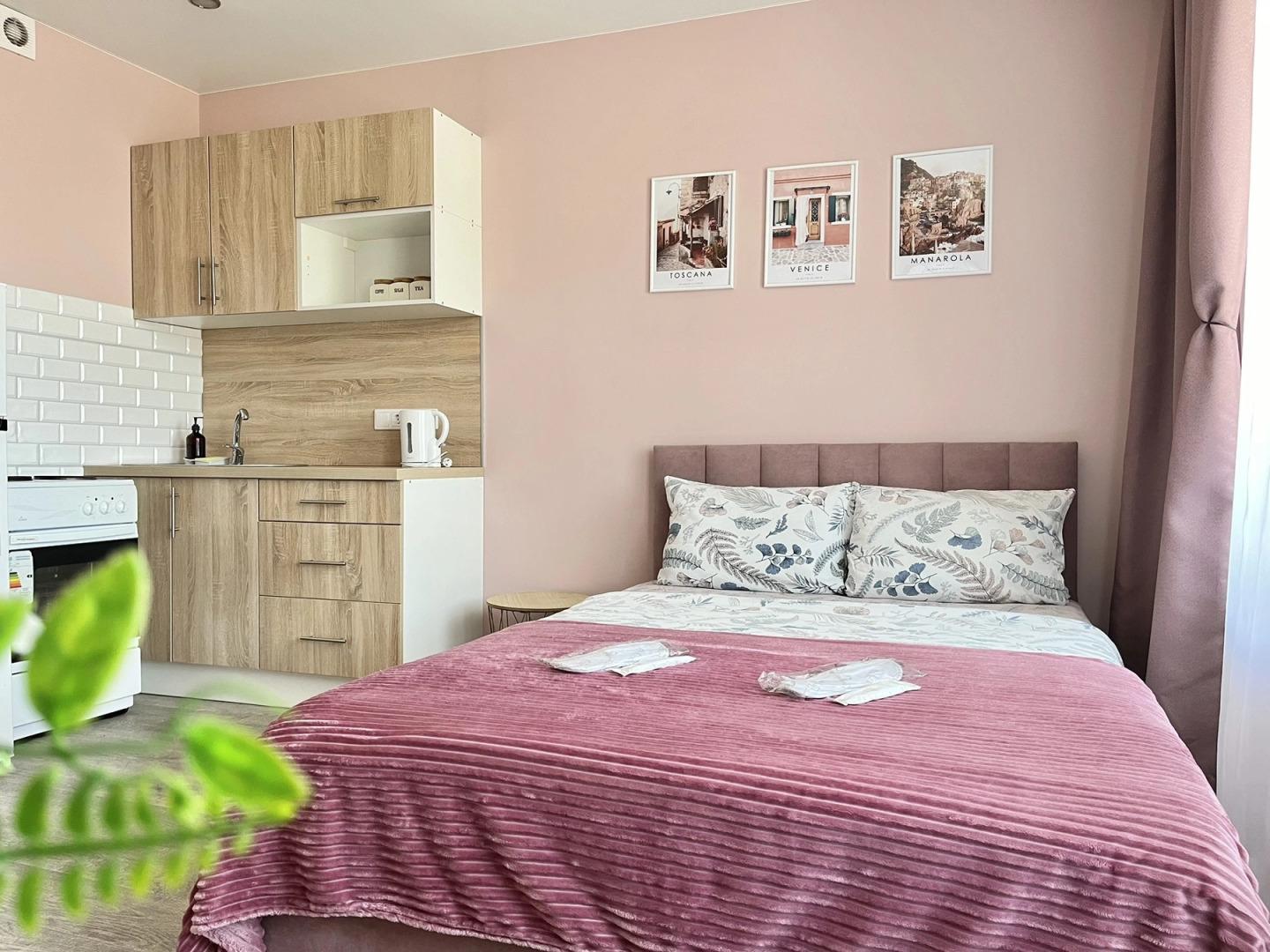 Апартаменты студия четырехместная вблизи горячего источника Волна