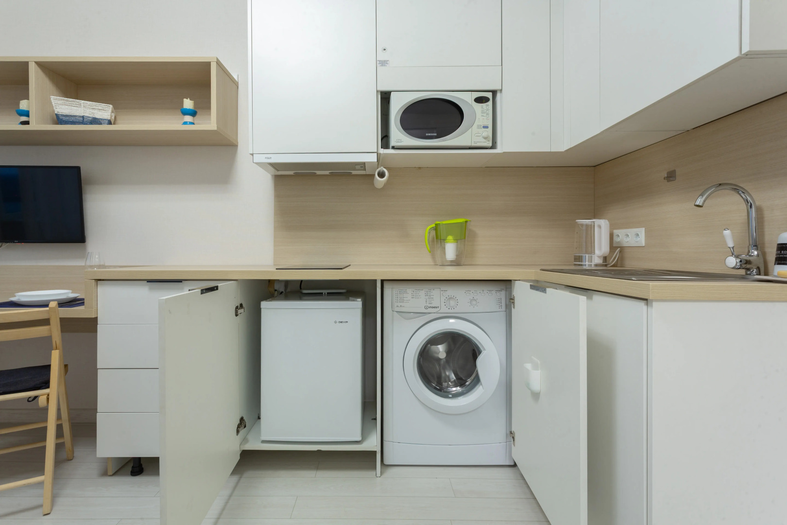 Сеть Апартаментов «Атмосфера» | Санторини — Морское Спокойствие И Городская Высота