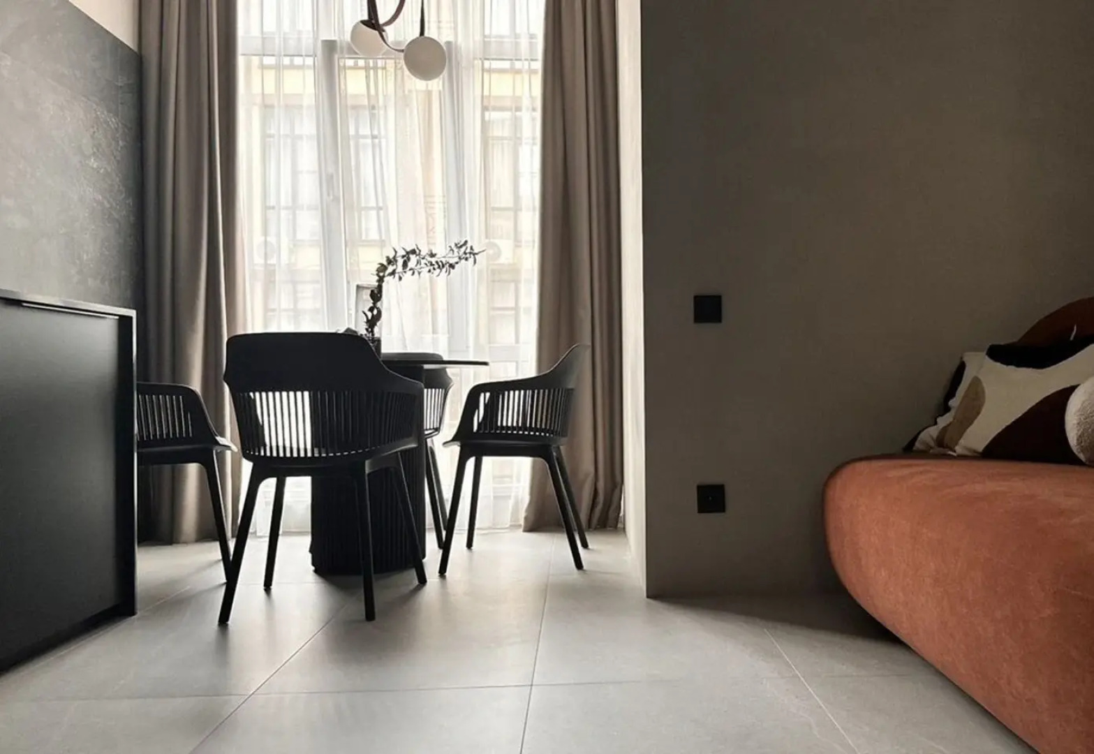 Квартира Дизaйнерcкая двухуровневая в Сириусе