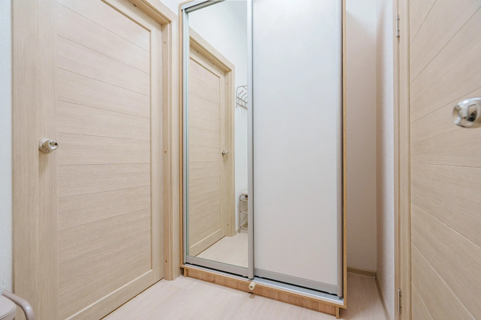 Квартира Уютная студия на проспекте Космонавтов