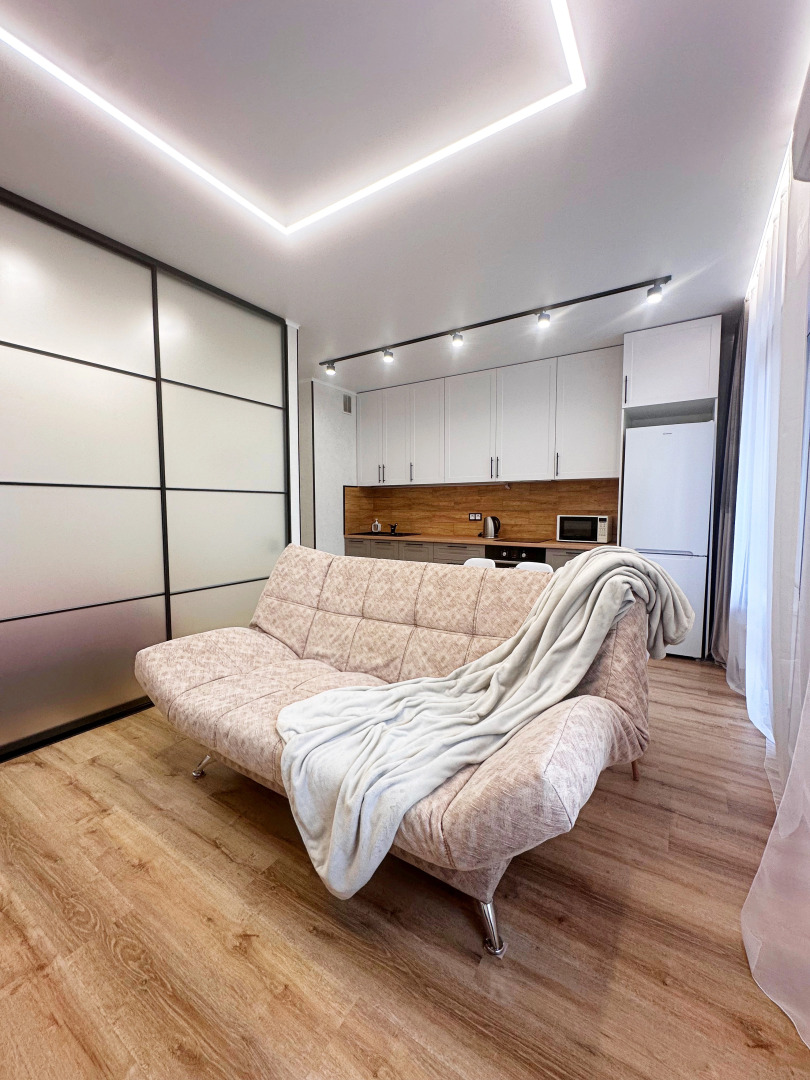 Апартаменты 1-к около ТЦ Парк Хаус