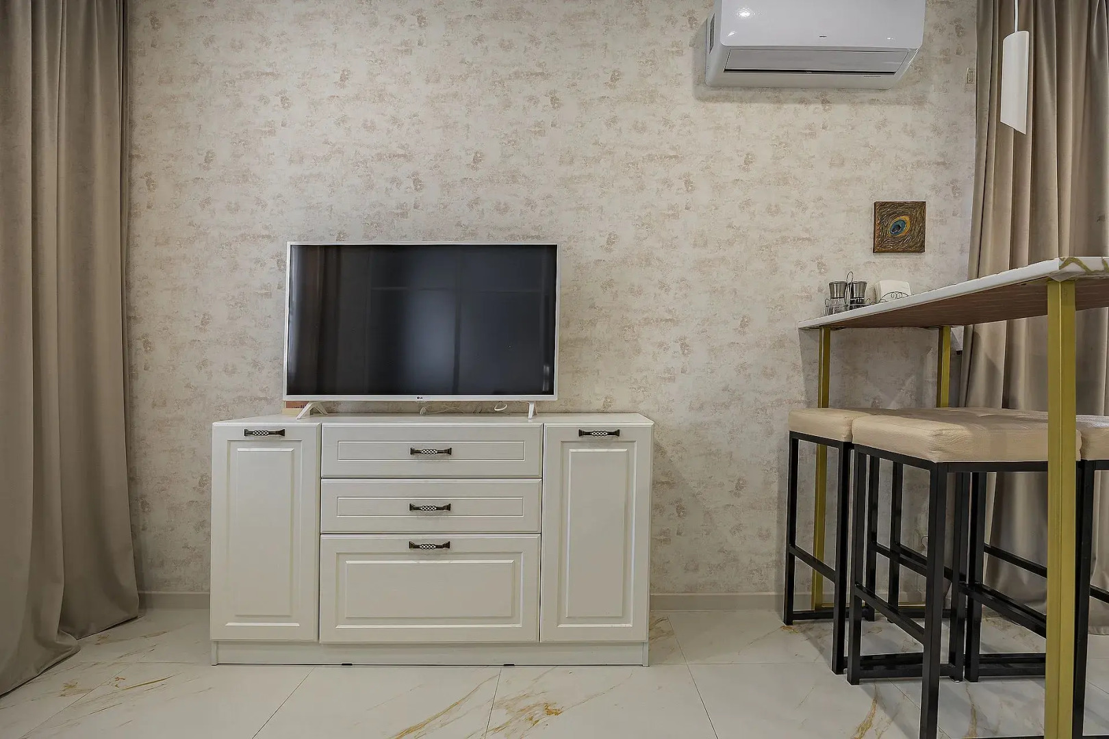 Апартаменты White до 6 гостей