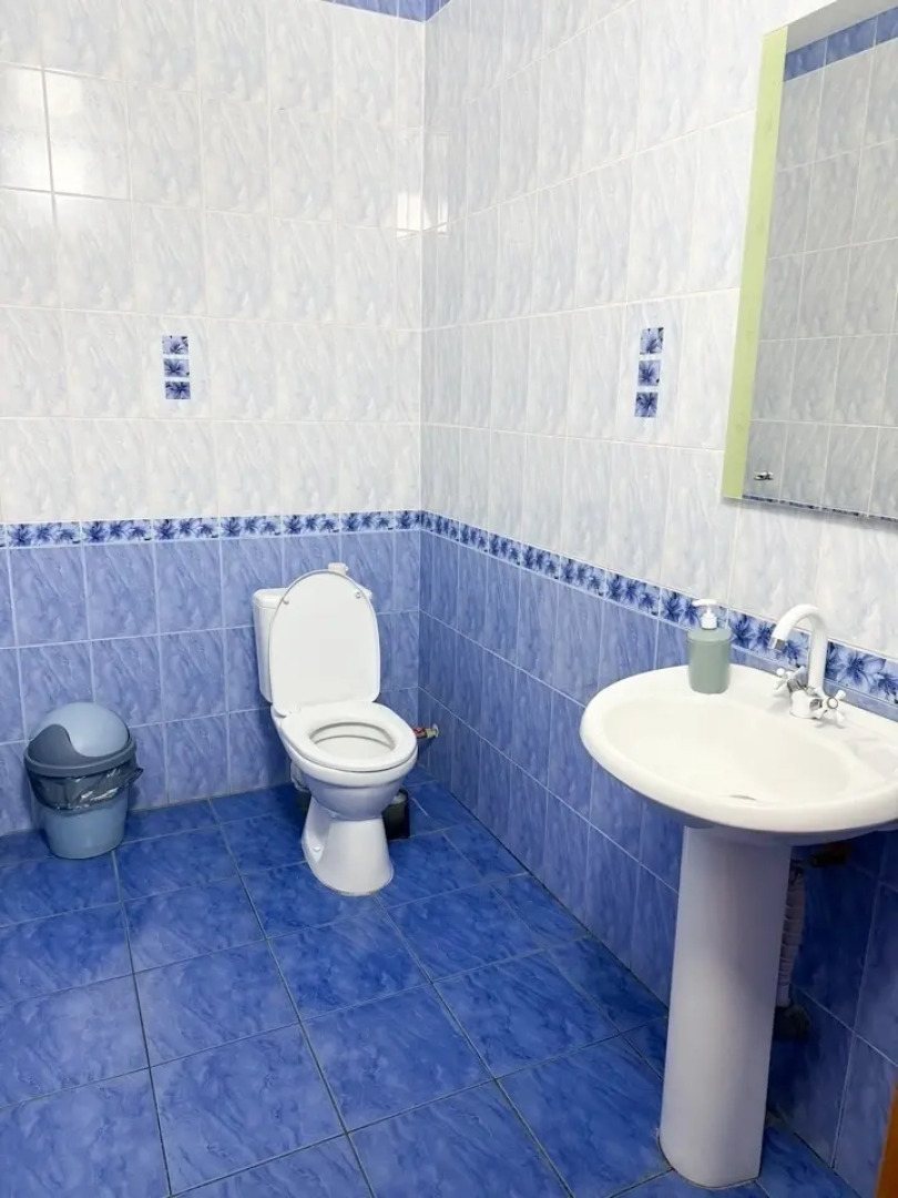 Частный дом с баней и бассейном