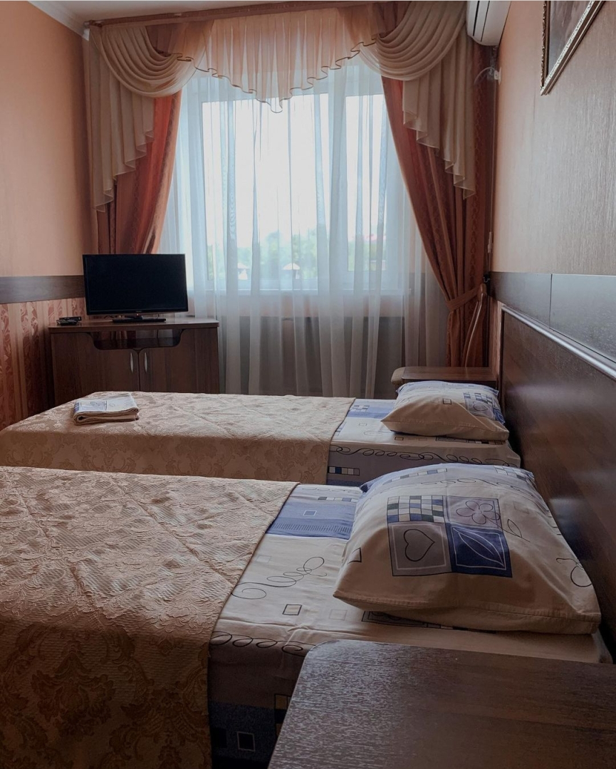 Отель Рандеву