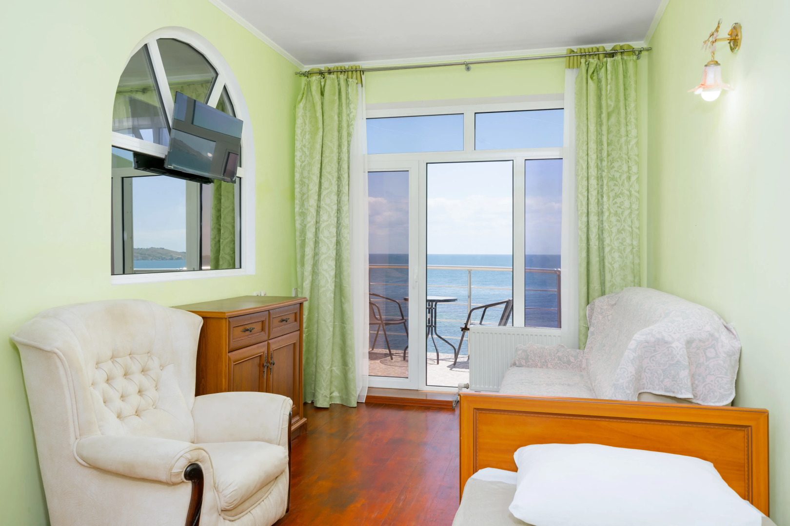 Отель Золотые Пески