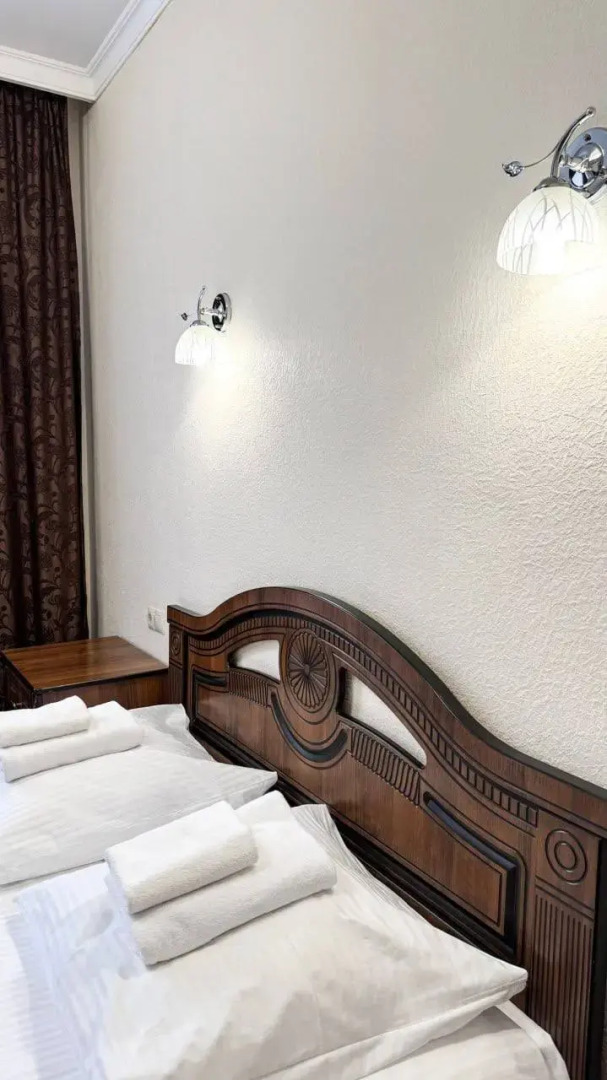 Отель Кавказ